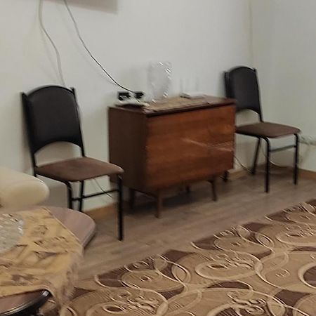 Apartments Azatutyan Avenue 9, Кв 19 Erevan Esterno foto