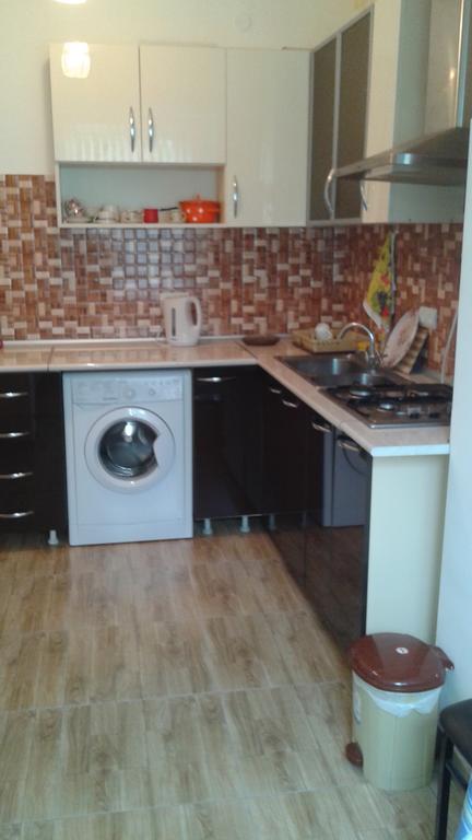 Apartments Azatutyan Avenue 9, Кв 19 Erevan Esterno foto