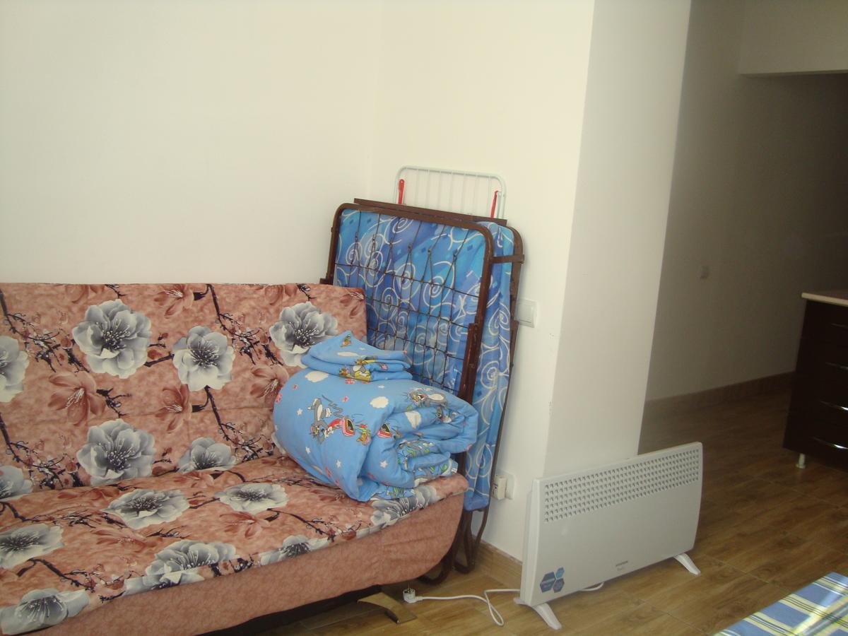 Apartments Azatutyan Avenue 9, Кв 19 Erevan Esterno foto