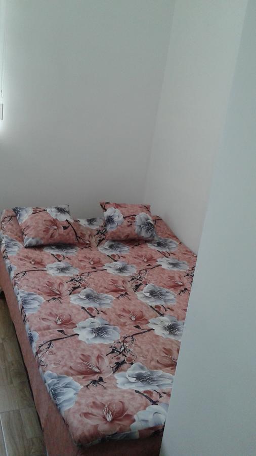 Apartments Azatutyan Avenue 9, Кв 19 Erevan Esterno foto